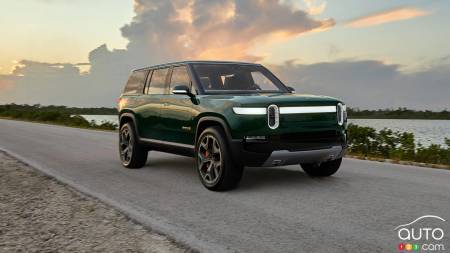Rivian Will Start Deliveries of its R1S SUV in January As Planned